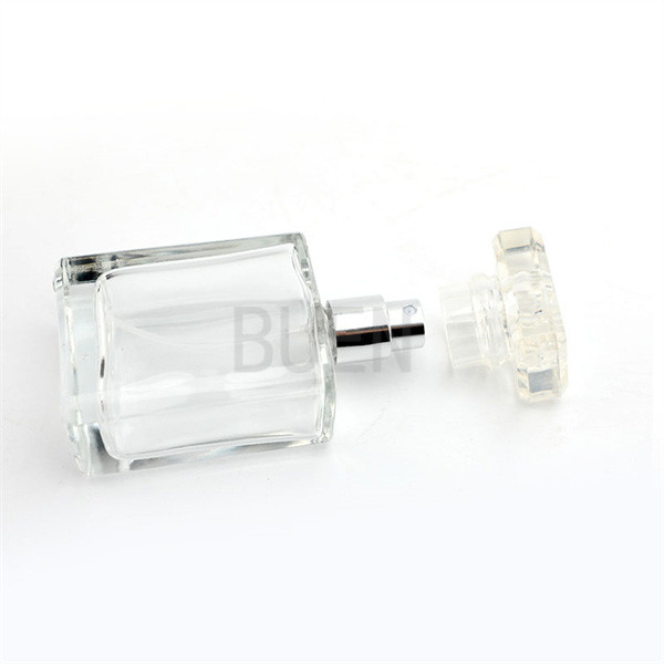 Square Transparent Glass Perfume Bottle ，Customized Empty 100ml Spray Bottles